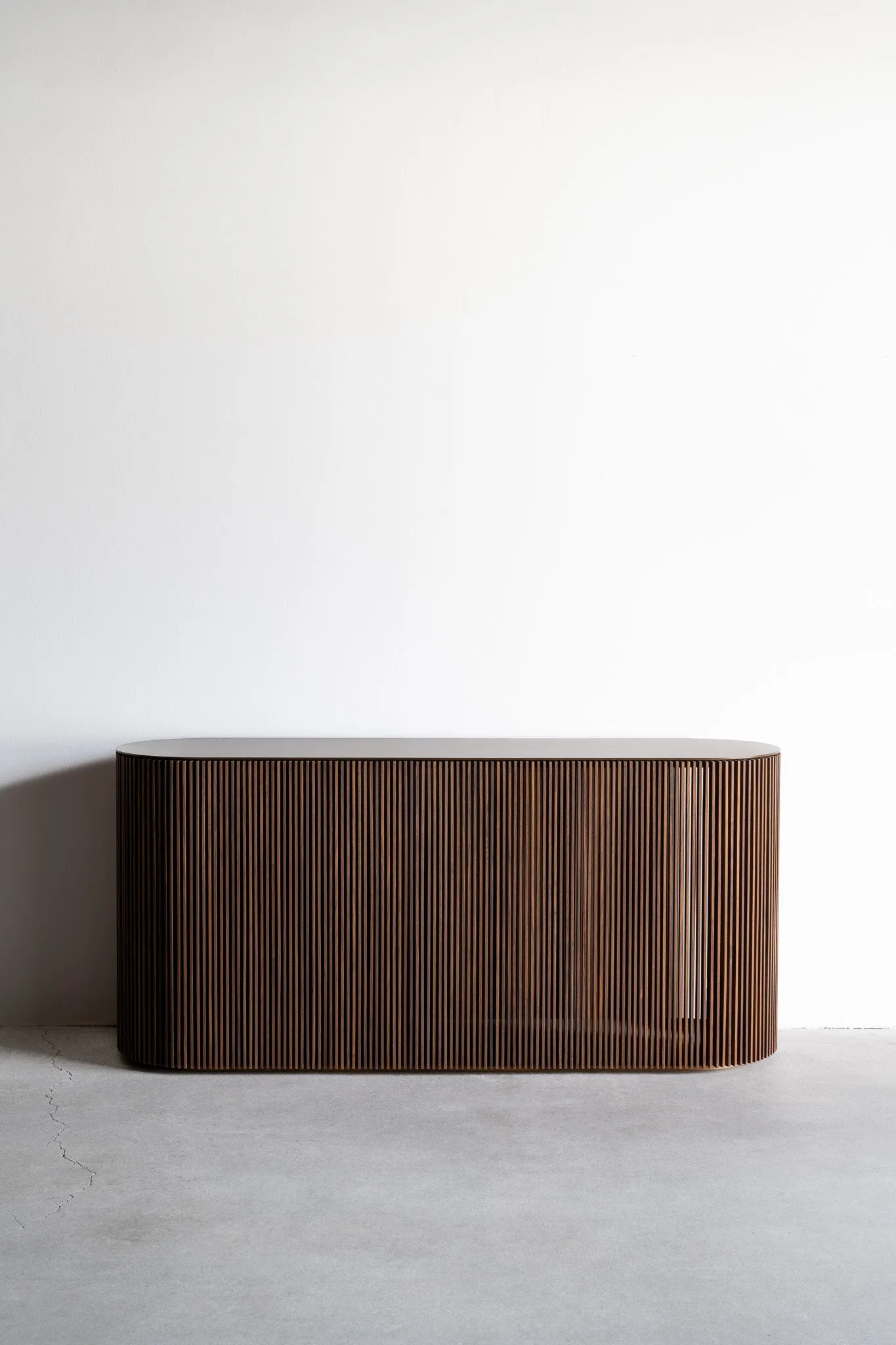 Brooks Console | STOCK