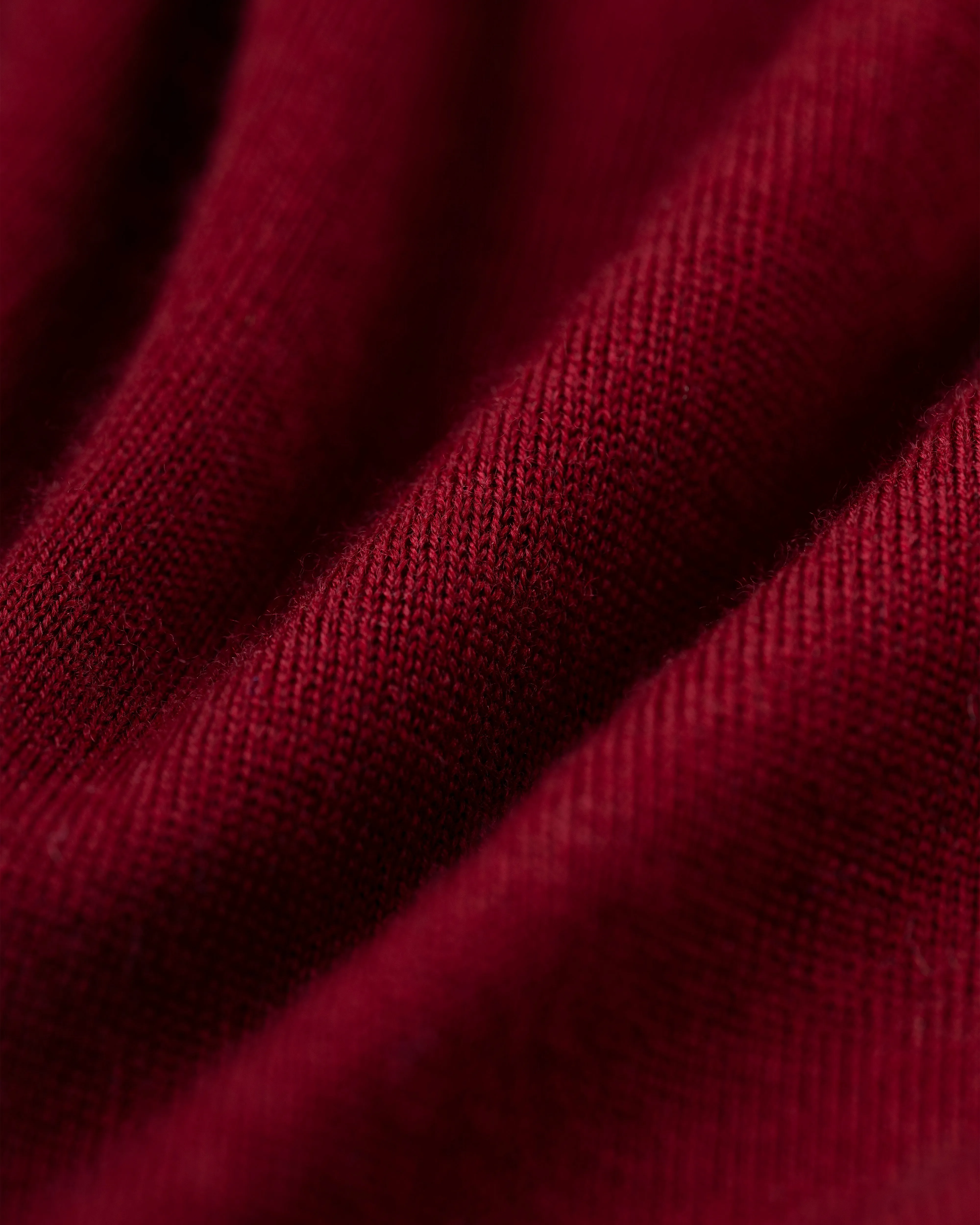 BURGUNDY SUPERFINE MERINO WOOL SWEATER