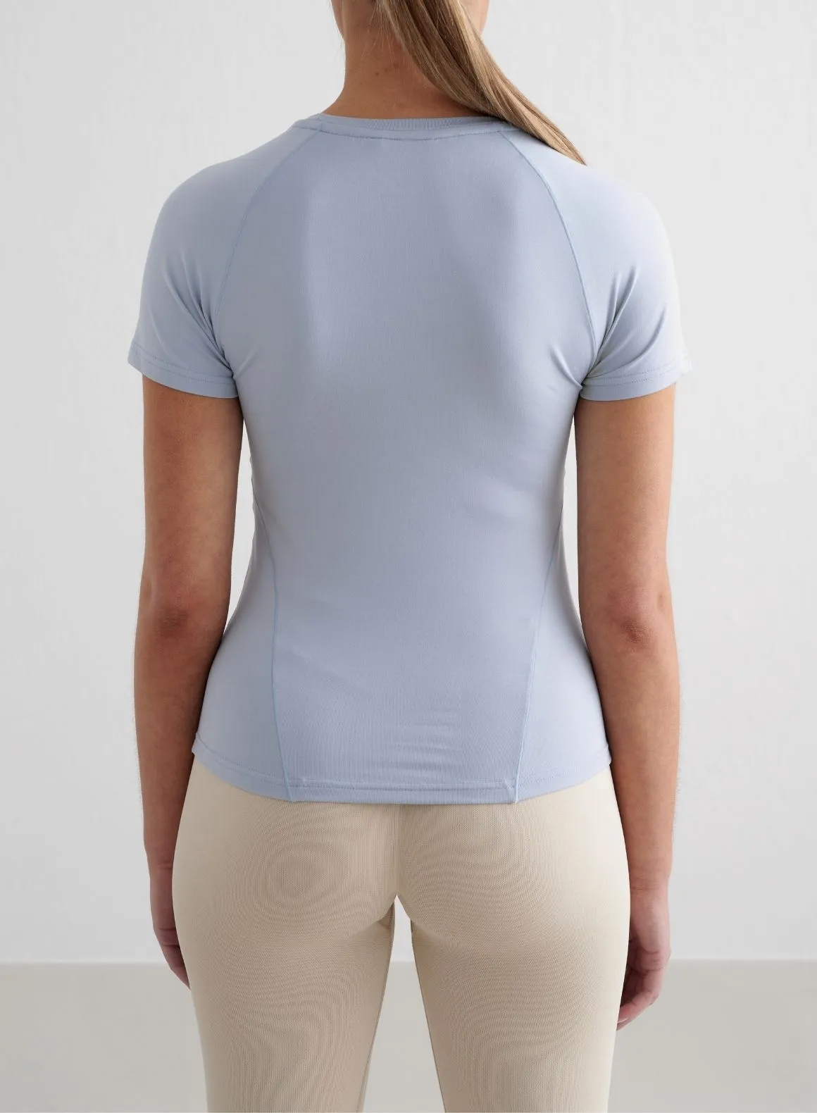 Cloudy Blue Soft Basic Short Sleeve