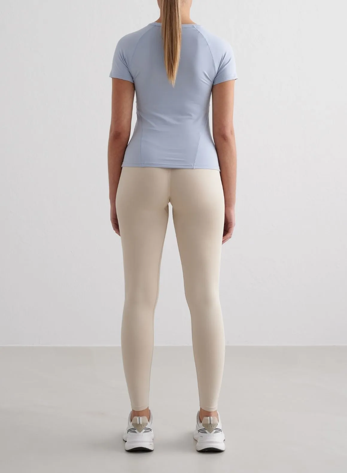 Cloudy Blue Soft Basic Short Sleeve