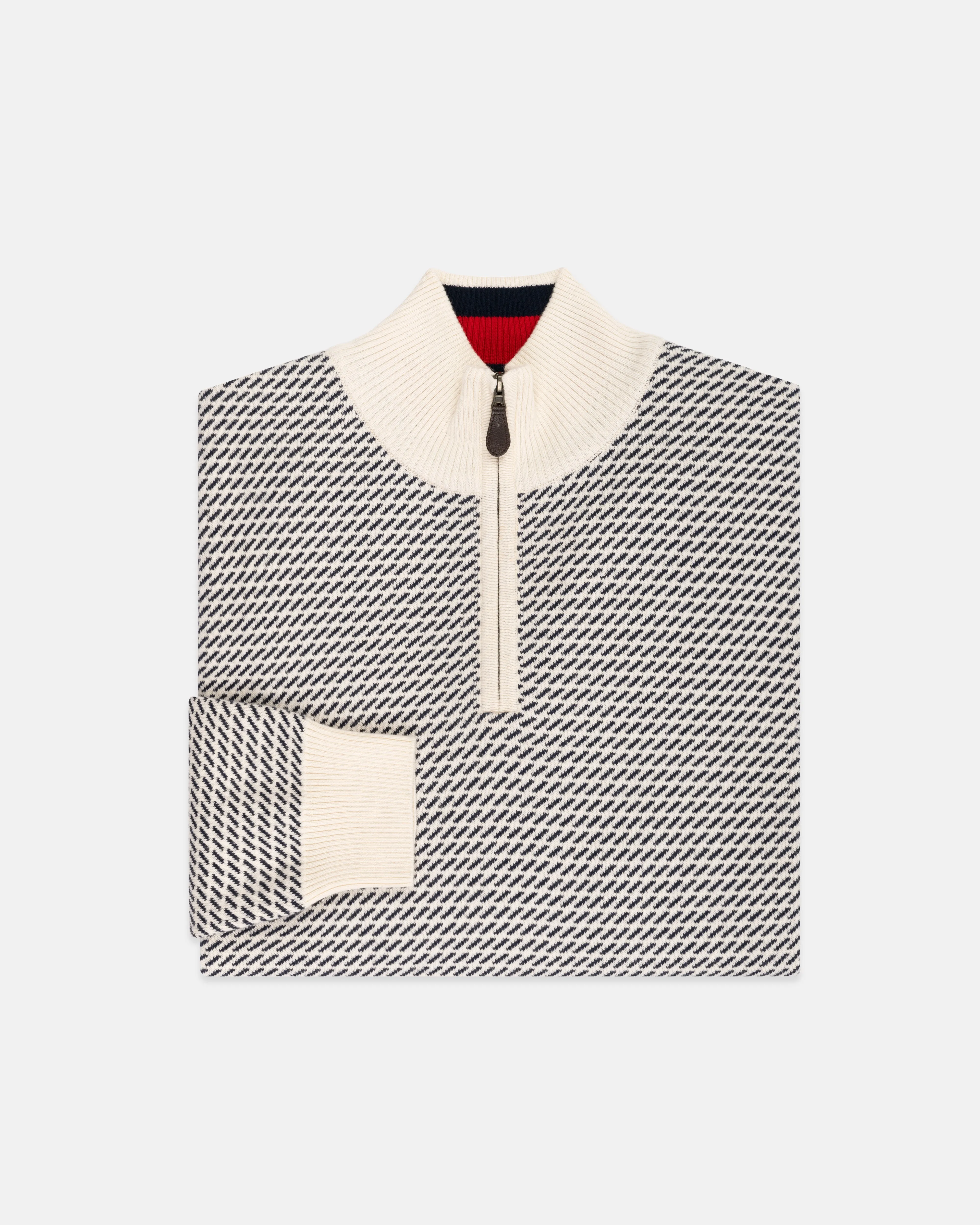 CREAM TIC PATTERN QUARTER ZIP SWEATER