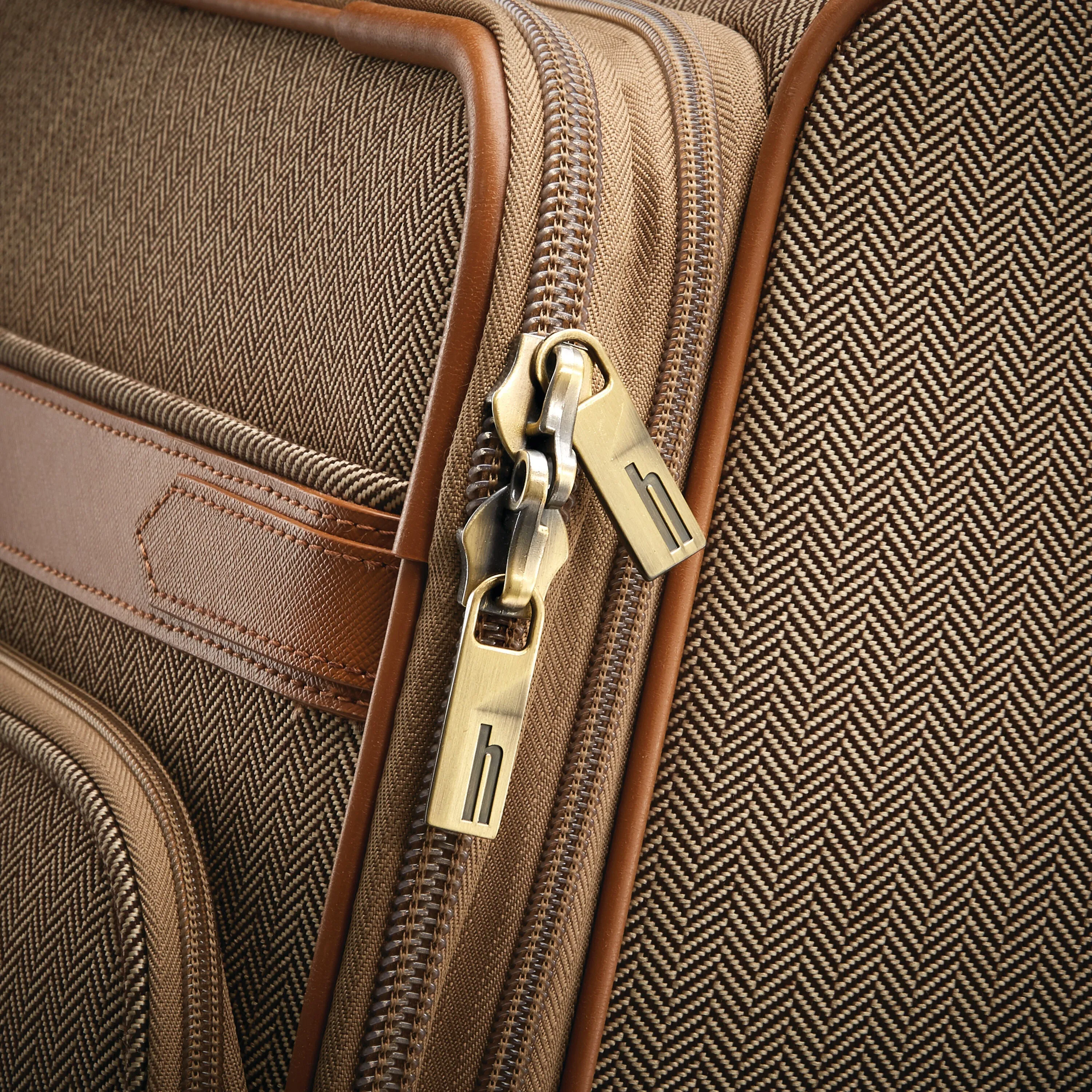 Herringbone Deluxe Extended Journey Expandable Spinner Large