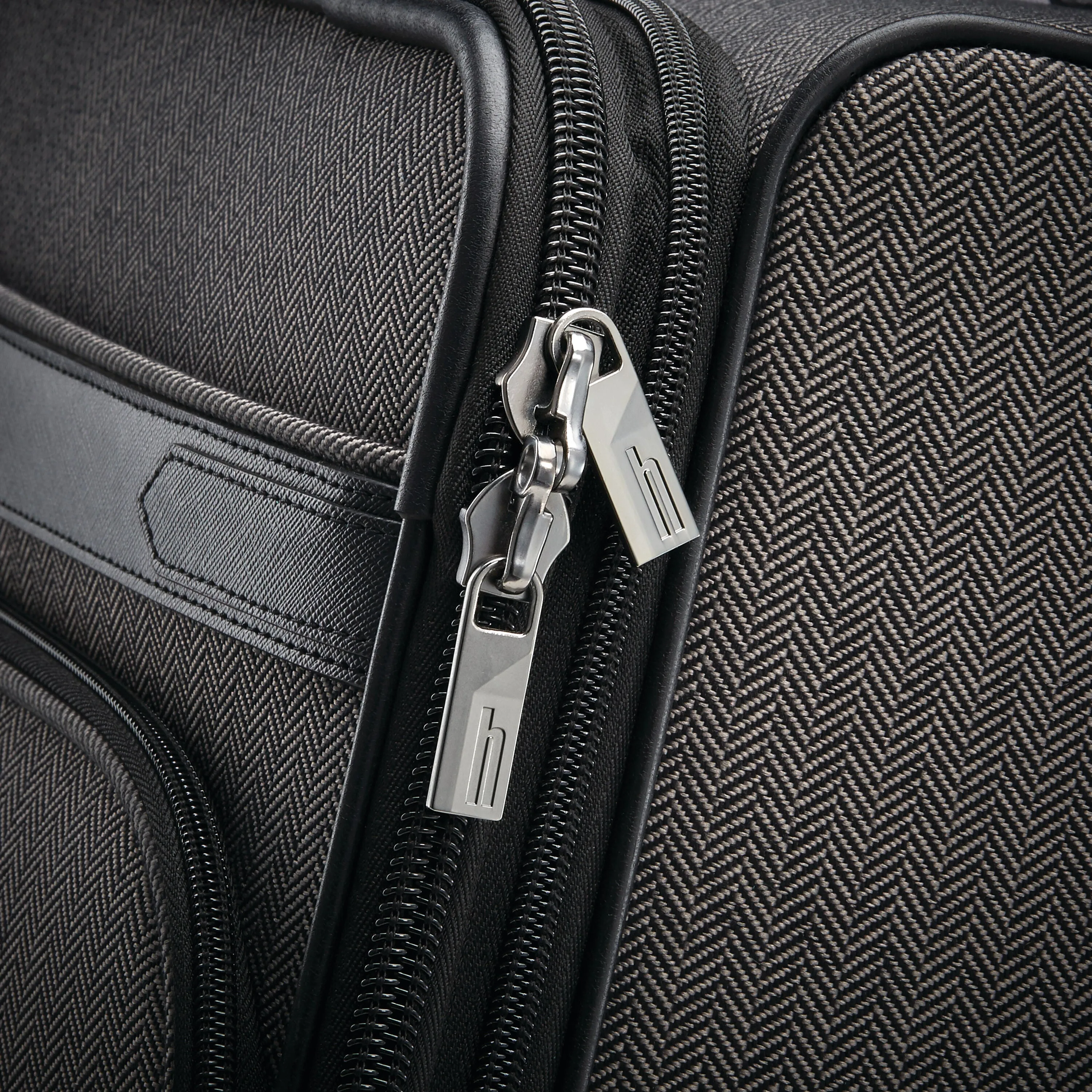 Herringbone Deluxe Extended Journey Expandable Spinner Large
