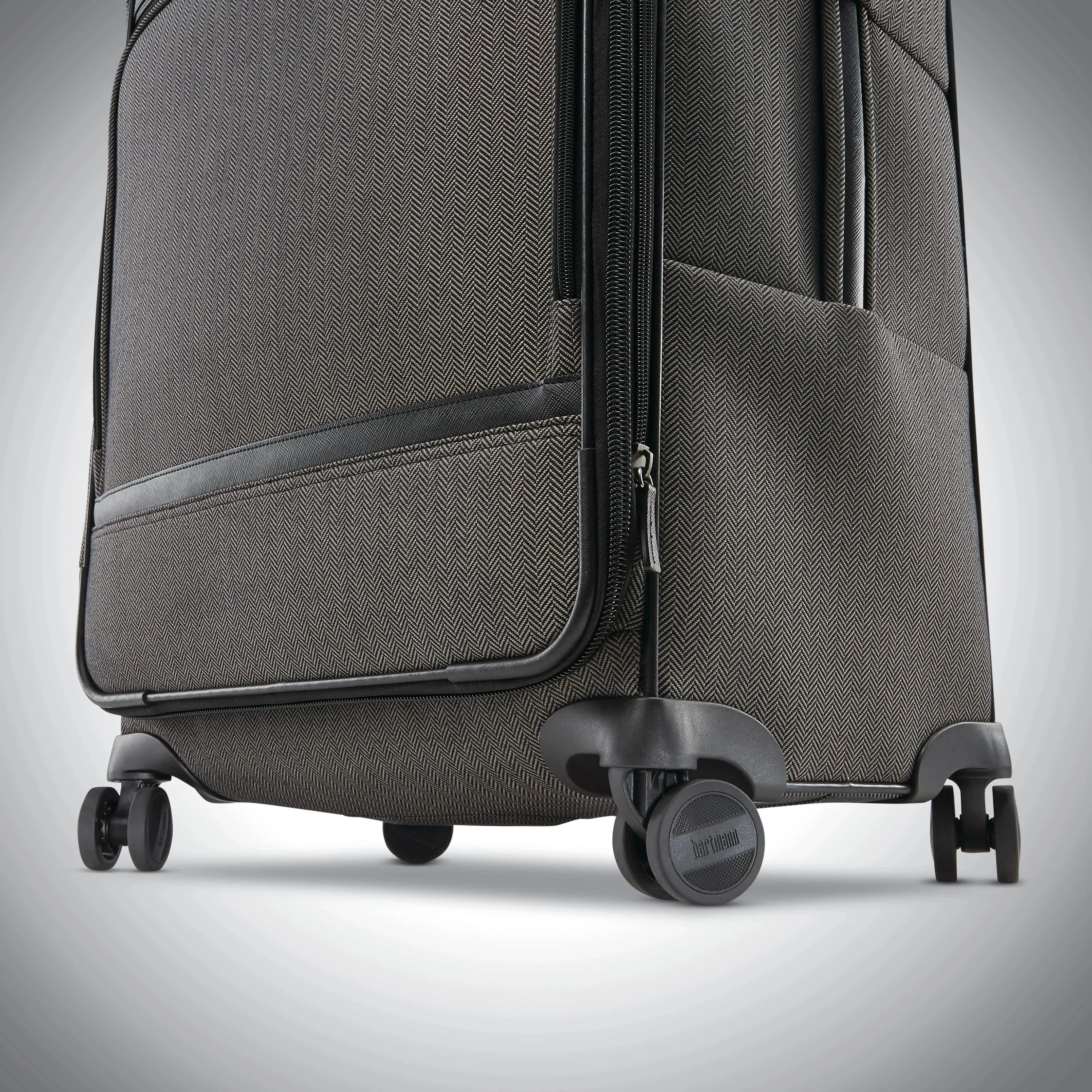 Herringbone Deluxe Medium Journey Expandable Spinner Medium