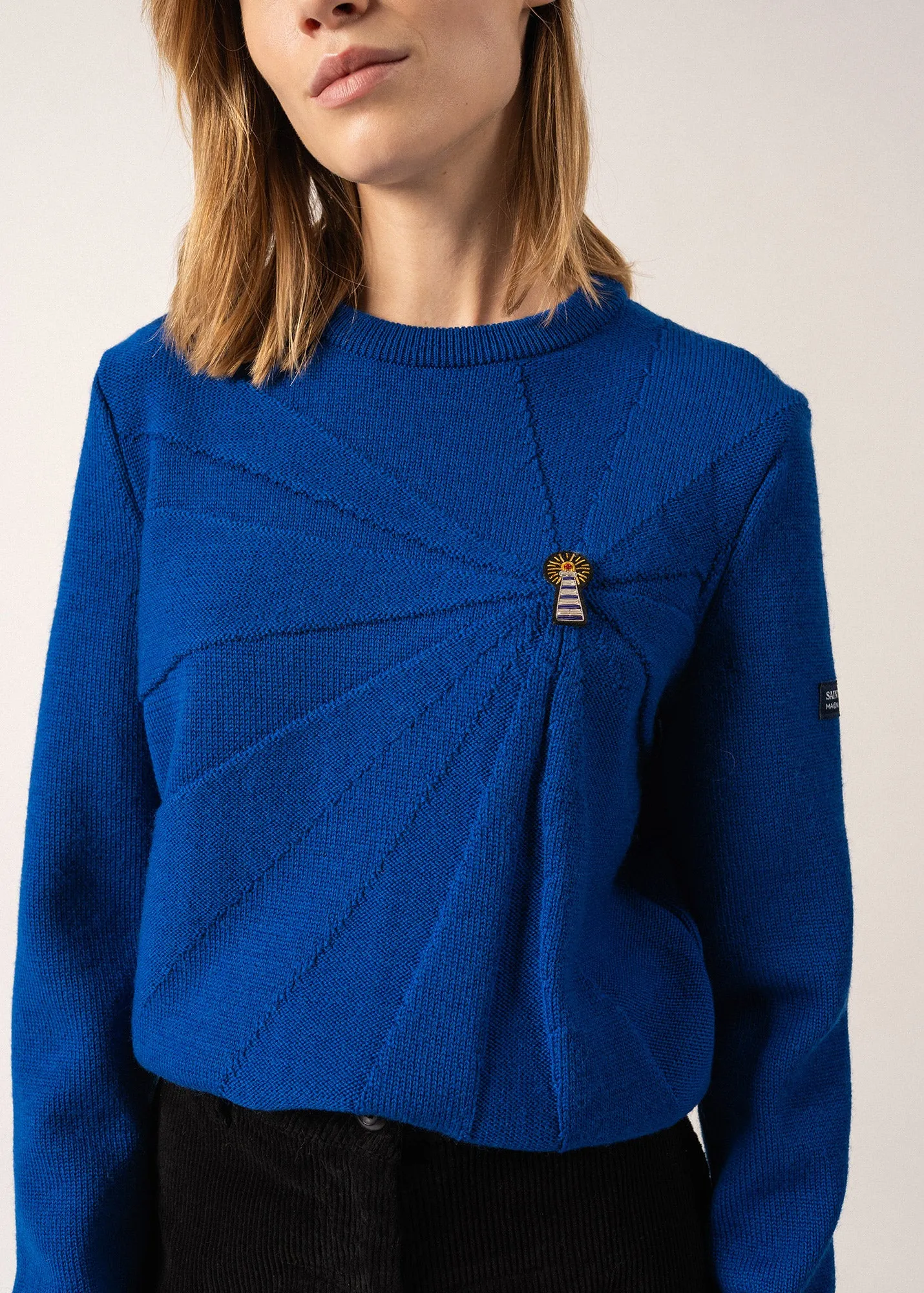 LIGHTHOUSE - Wool Sweater with lighthouse brooch by Macon & Lesquoy (ROYAL BLUE)