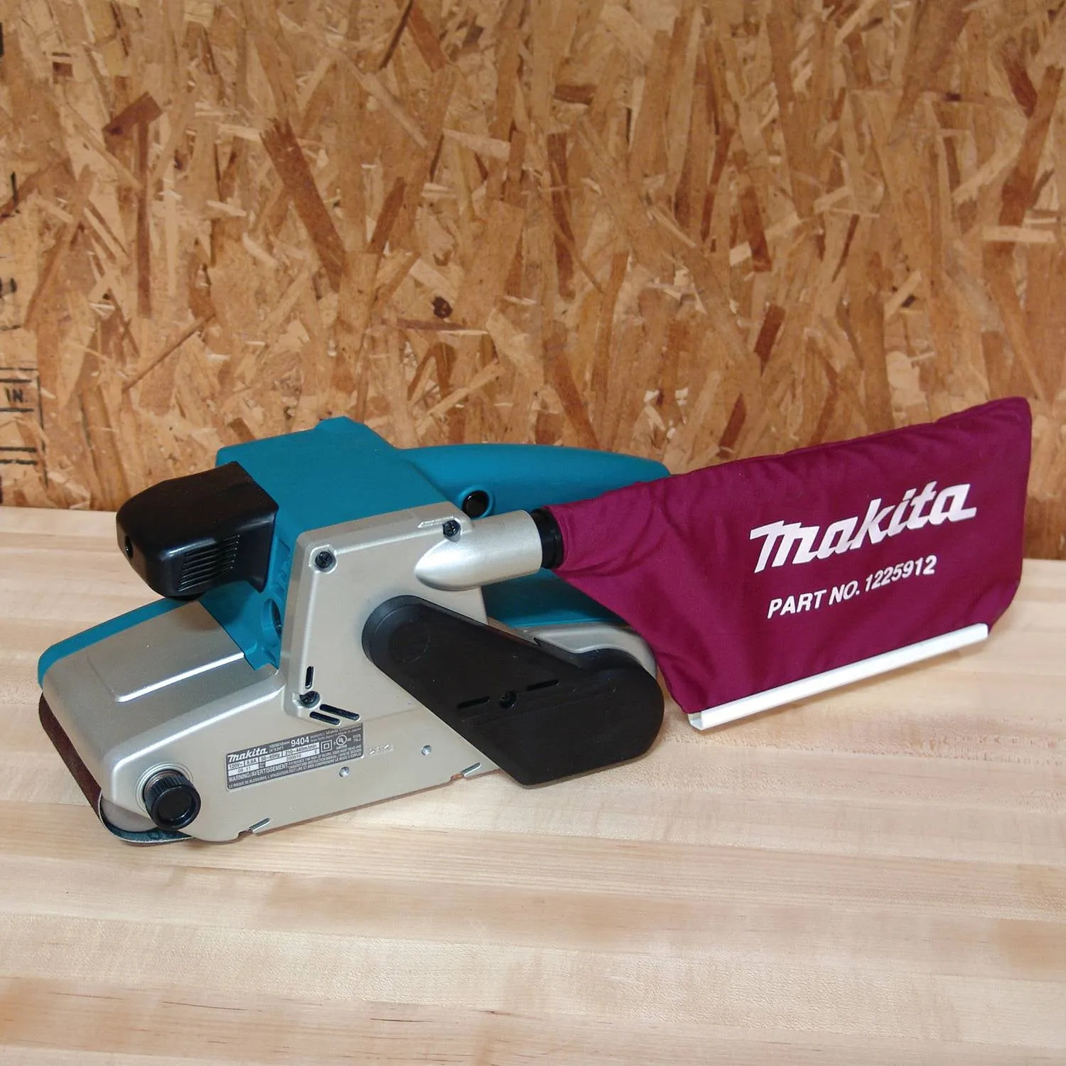 Makita 9404 4'' x 24'' Corded Belt Sander Variable Speed