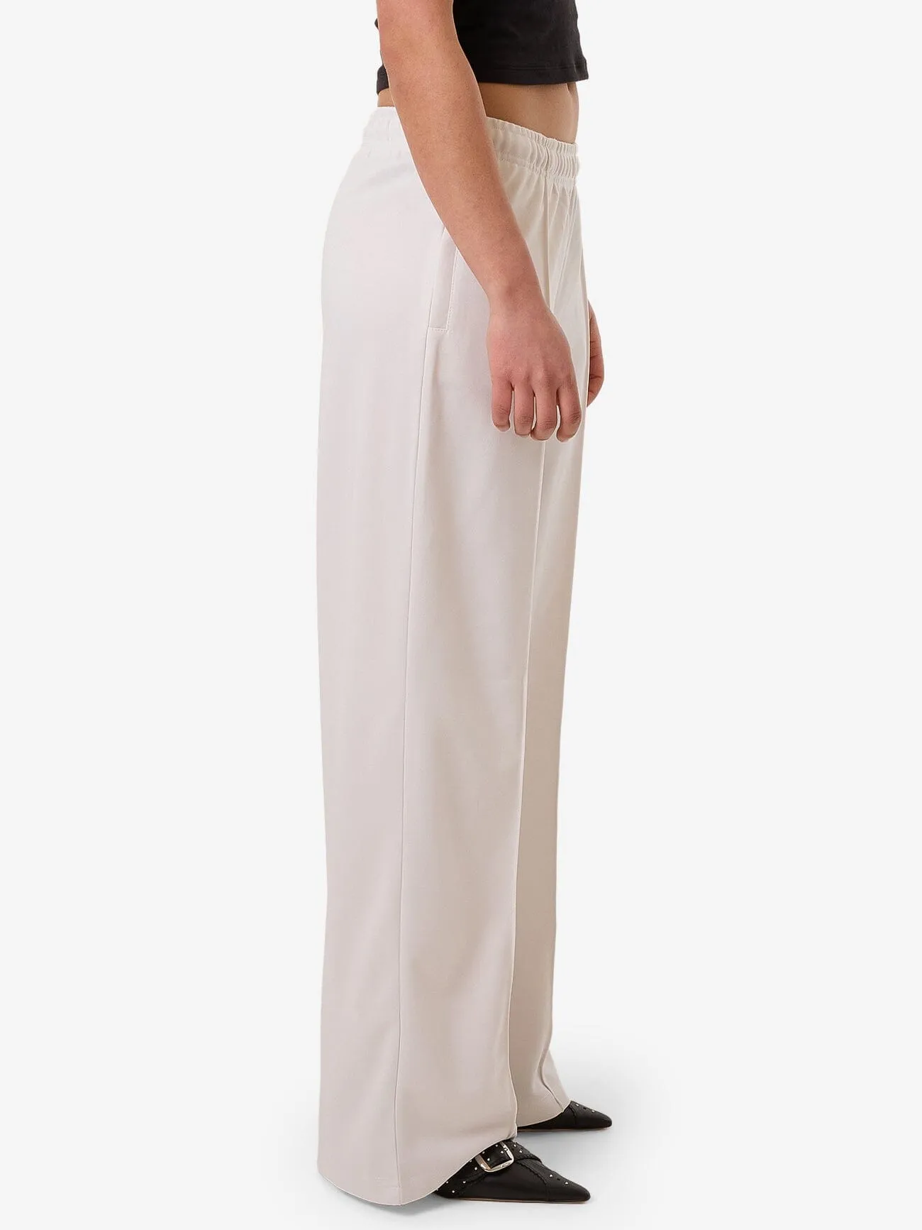 Navigate Track Pant - Chalk