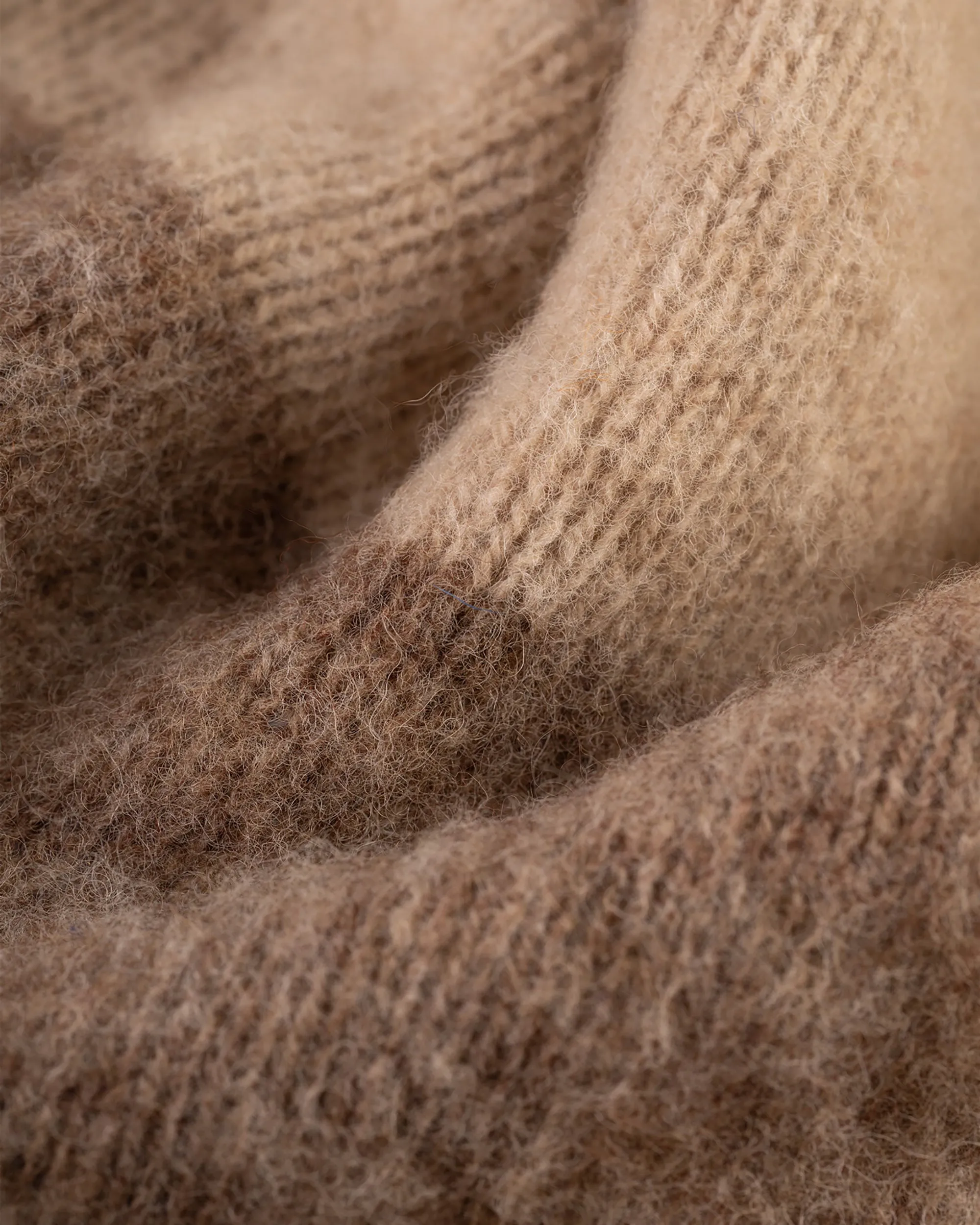 NUTMEG BLOCK STRIPE SHAGGY DOG SWEATER - TRIM FIT