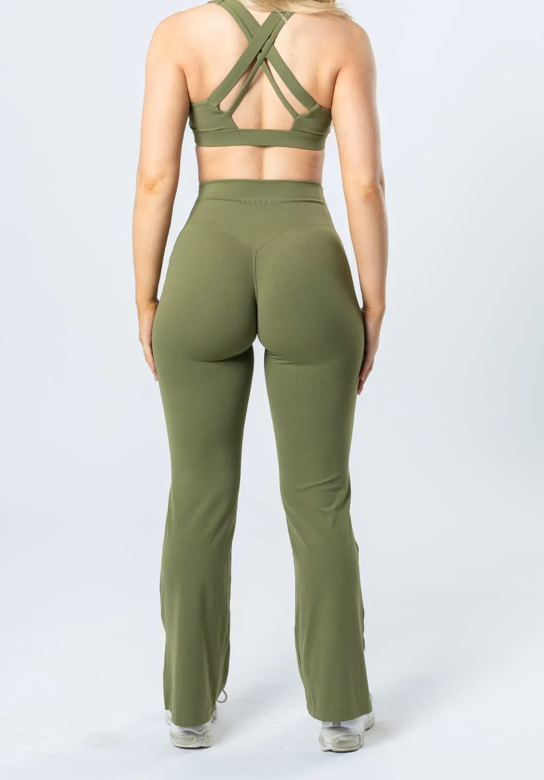 RecStretch Original Sculptseam® Plus Flare Legging 31" Olive