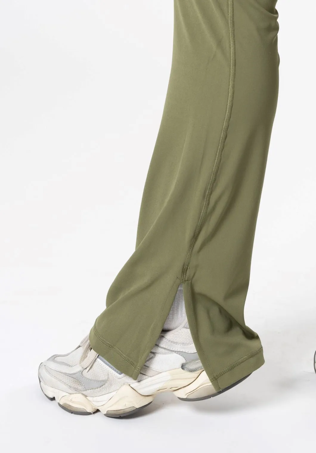 RecStretch Original Sculptseam® Plus Flare Legging 34" Olive