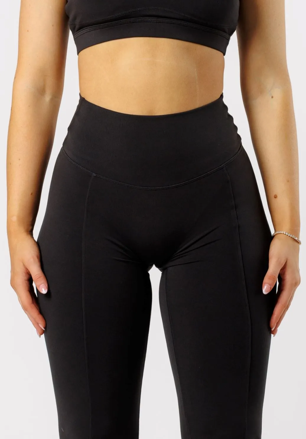 Reluna™ Front Slit Sculptseam® Flare Leggings 31" Black