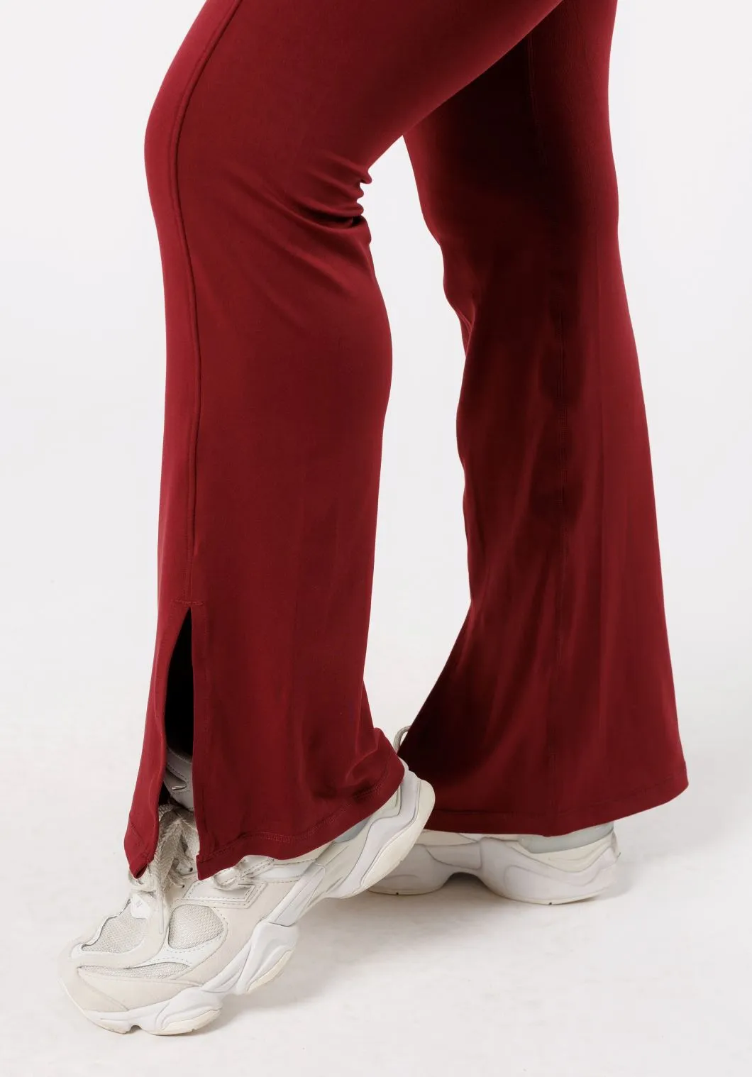 Reluna™ Front Slit Sculptseam® Flare Leggings 31" Red Velvet