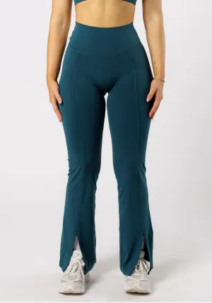 Reluna™ Front Slit Sculptseam® Flare Leggings 31" Serpentine