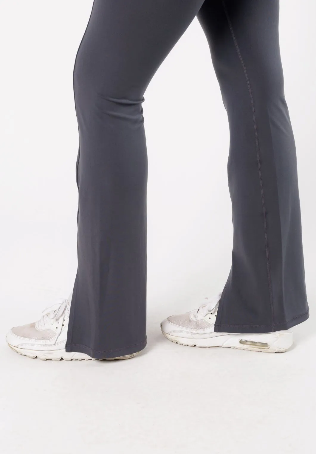 Reluna™ Front Slit Sculptseam® Flare Leggings 34" Phantom