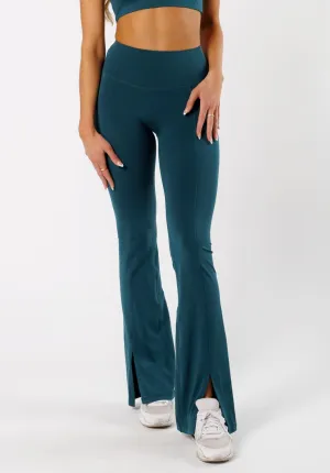 Reluna™ Front Slit Sculptseam® Flare Leggings 34" Serpentine