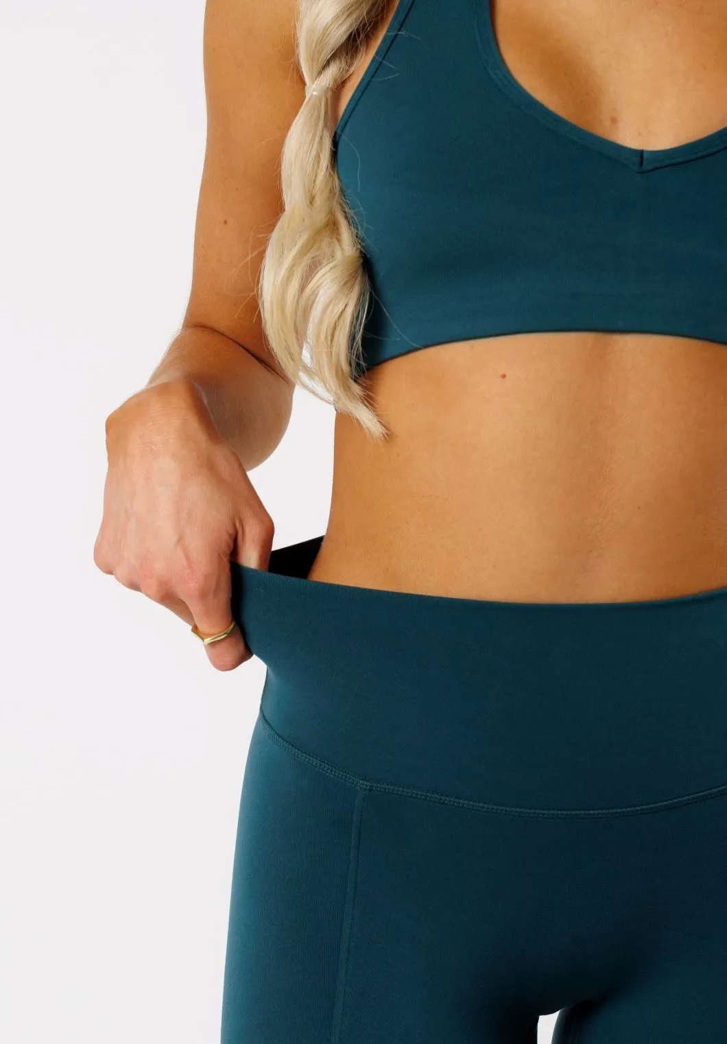 Reluna™ Front Slit Sculptseam® Flare Leggings 34" Serpentine