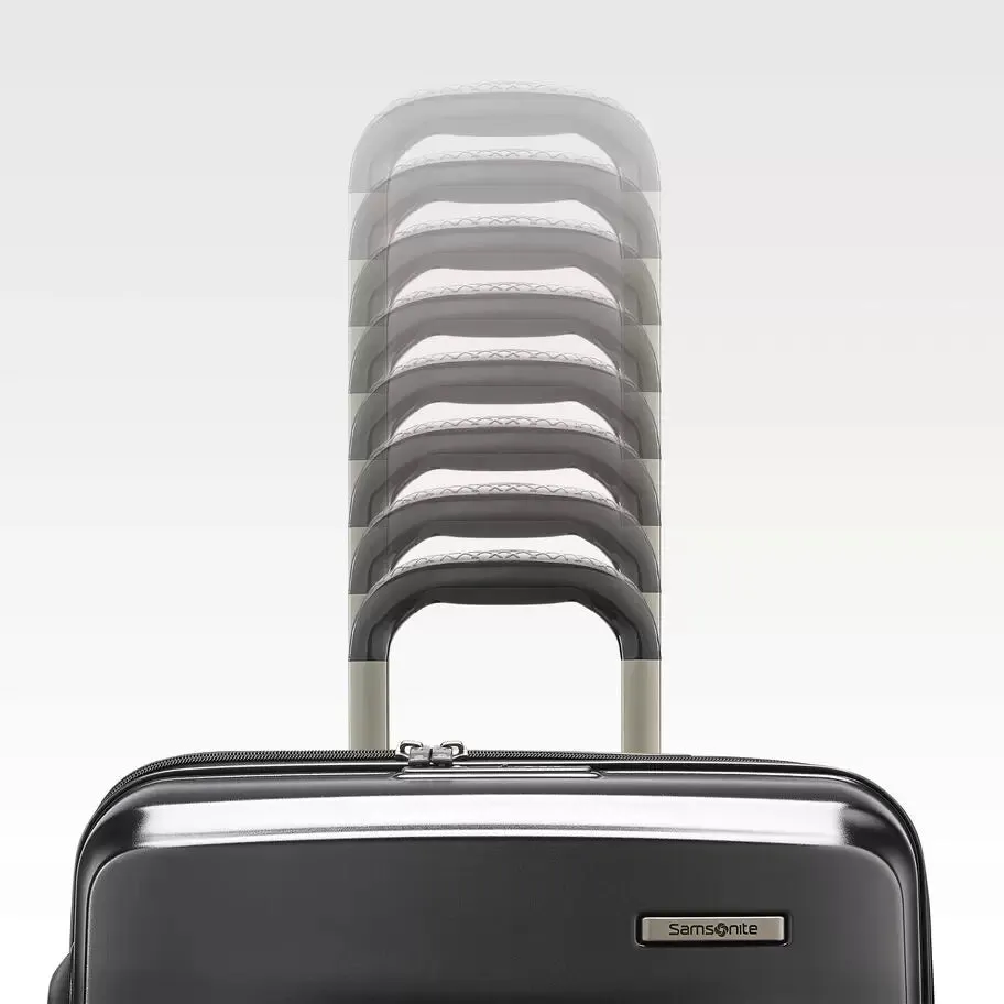 Samsonite Octiv 22 x 14 x 9 Carry-On Spinner