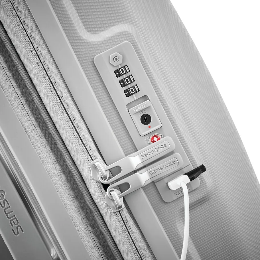 Samsonite Outline Pro Carry-on Spinner