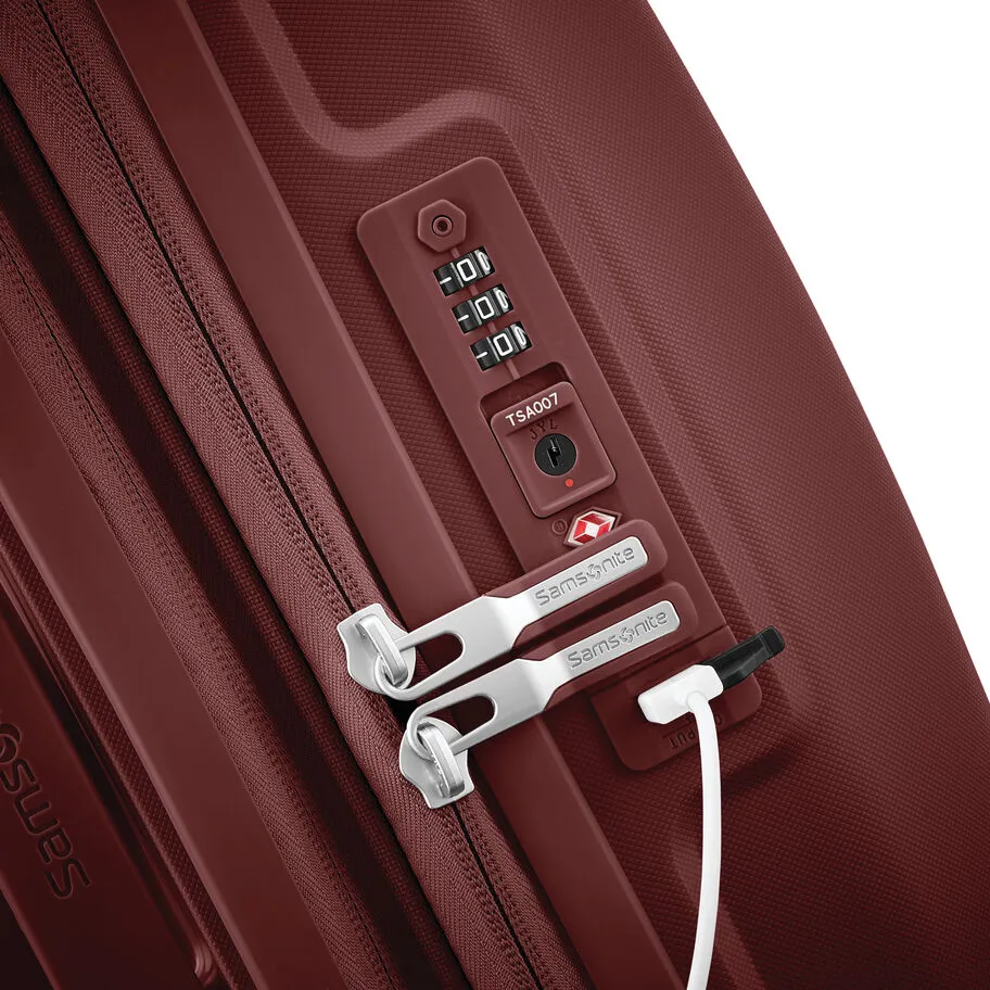 Samsonite Outline Pro Carry-on Spinner