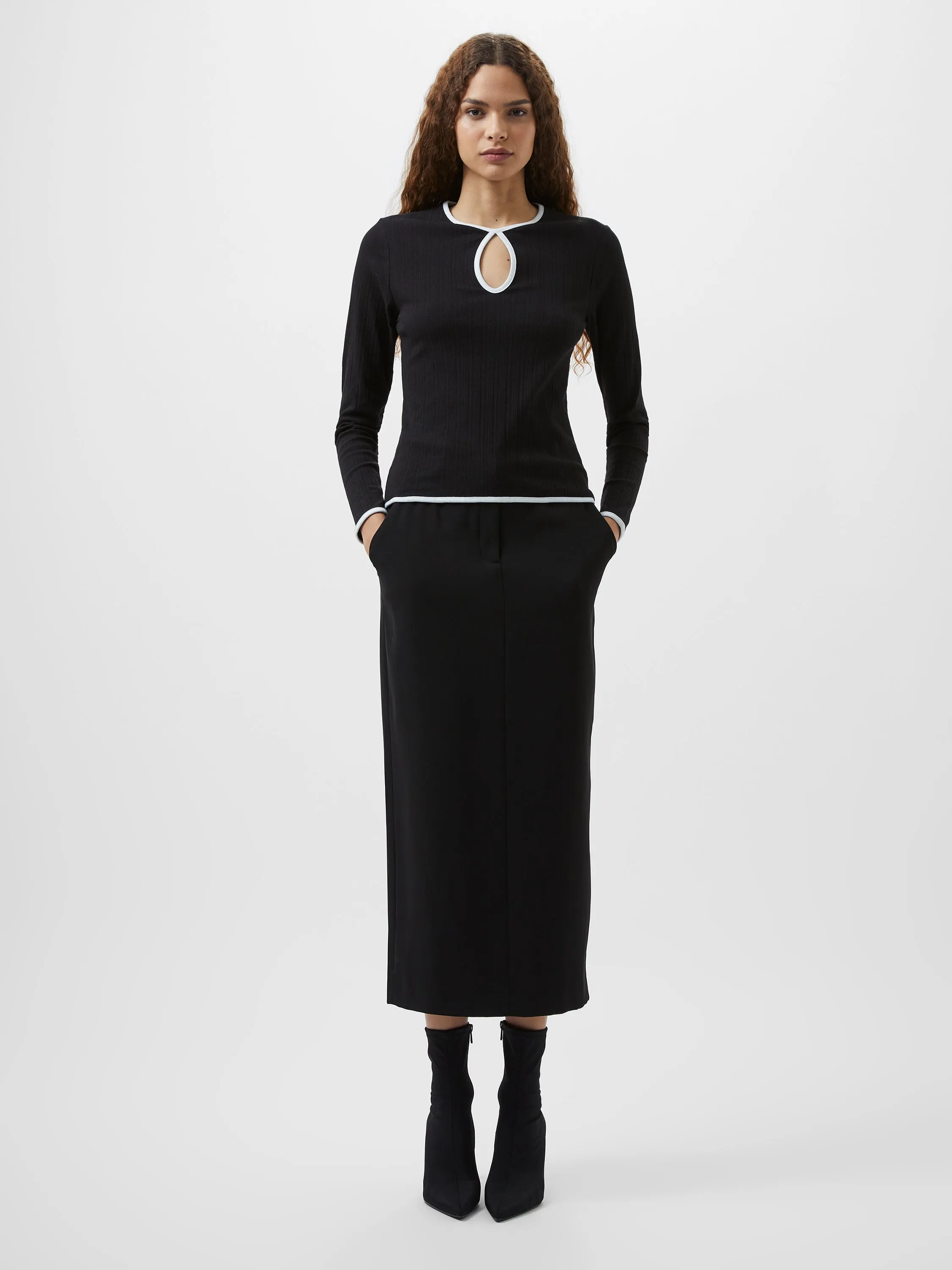 Sasia Rib Contrast Binding Top