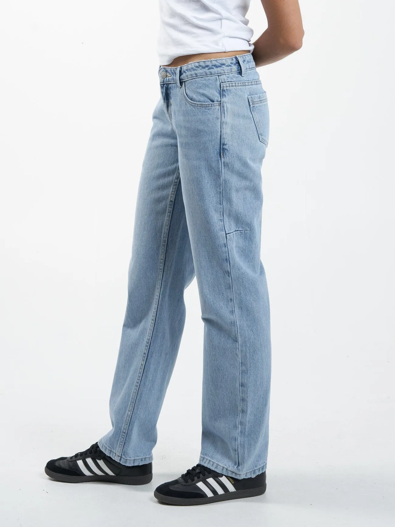 Saskia Low Rise Straight Jean - Endless Blue