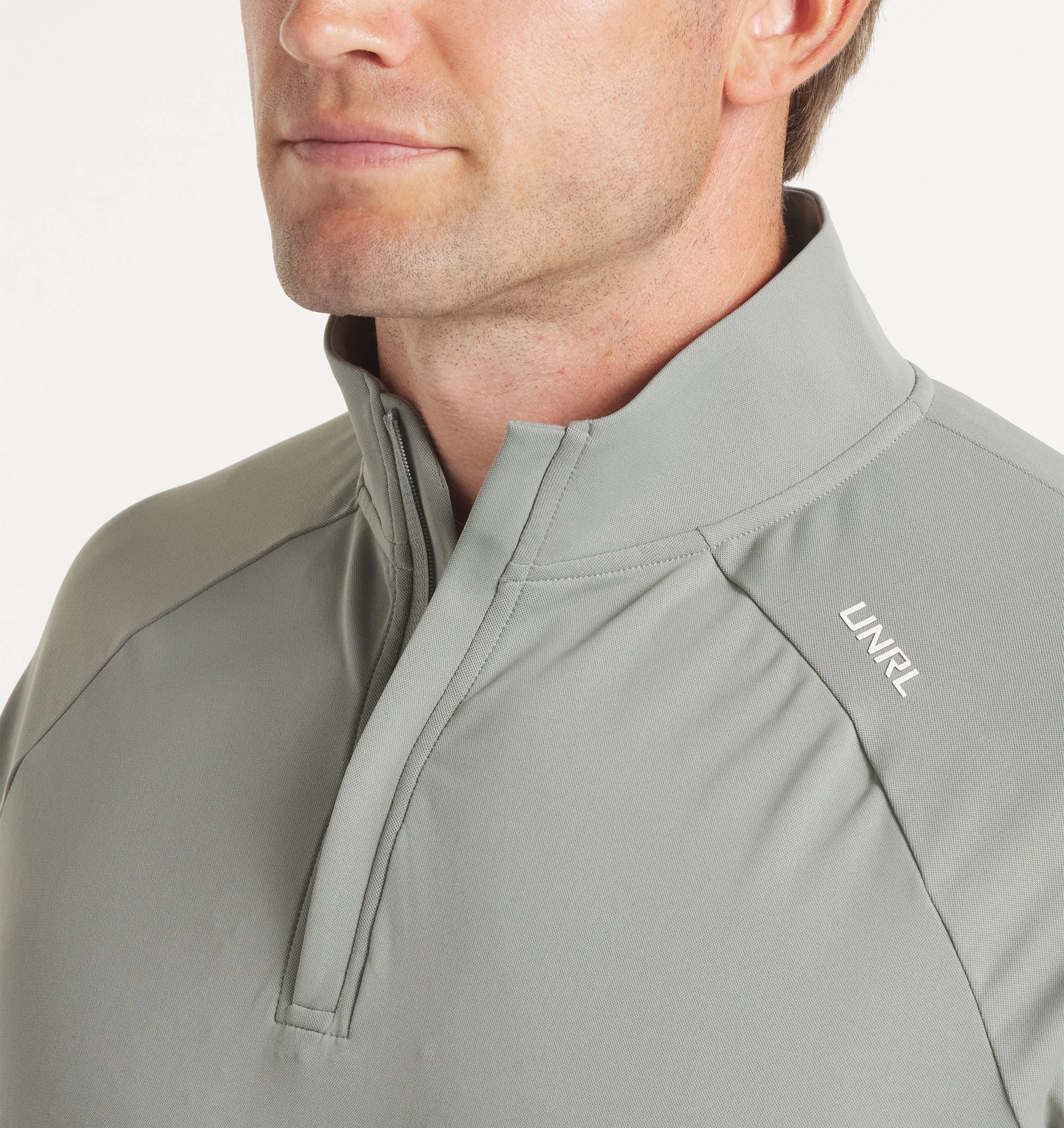 UNRL Highlands Quarter Zip